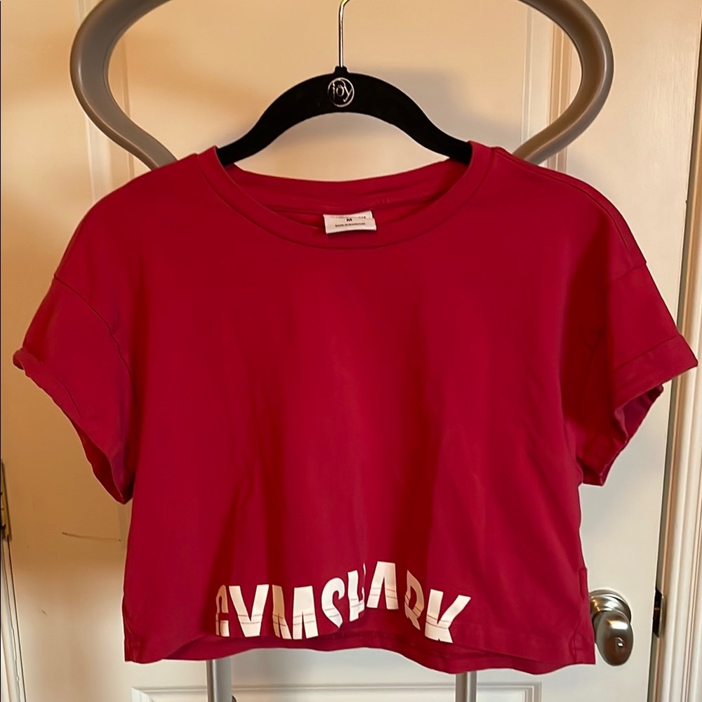 Gymshark Red Graphic Crop Tee